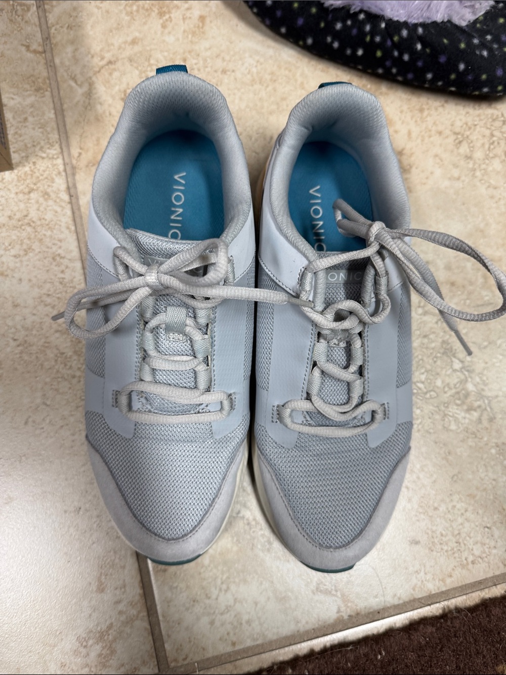 Vionic Grayish Light-blue  and Teal Lace-Up Sneakers Size 8.5